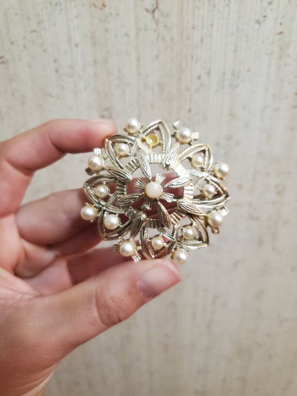 Vintage domed silver toned faux pearl flower brooch